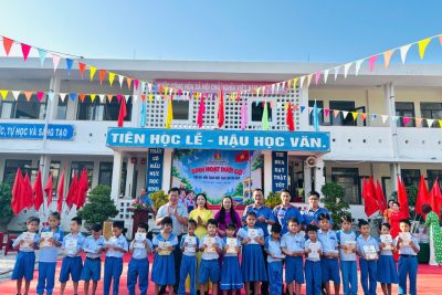 LAN TỎA YÊU THƯƠNG – TIẾP SỨC ĐẾN TRƯỜNG