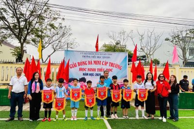 TRƯỜNG TIỂU HỌC TỊNH HÀ TỔ CHỨC GIẢI BÓNG ĐÁ MINI CẤP TRƯỜNG NĂM HỌC 2025-2026